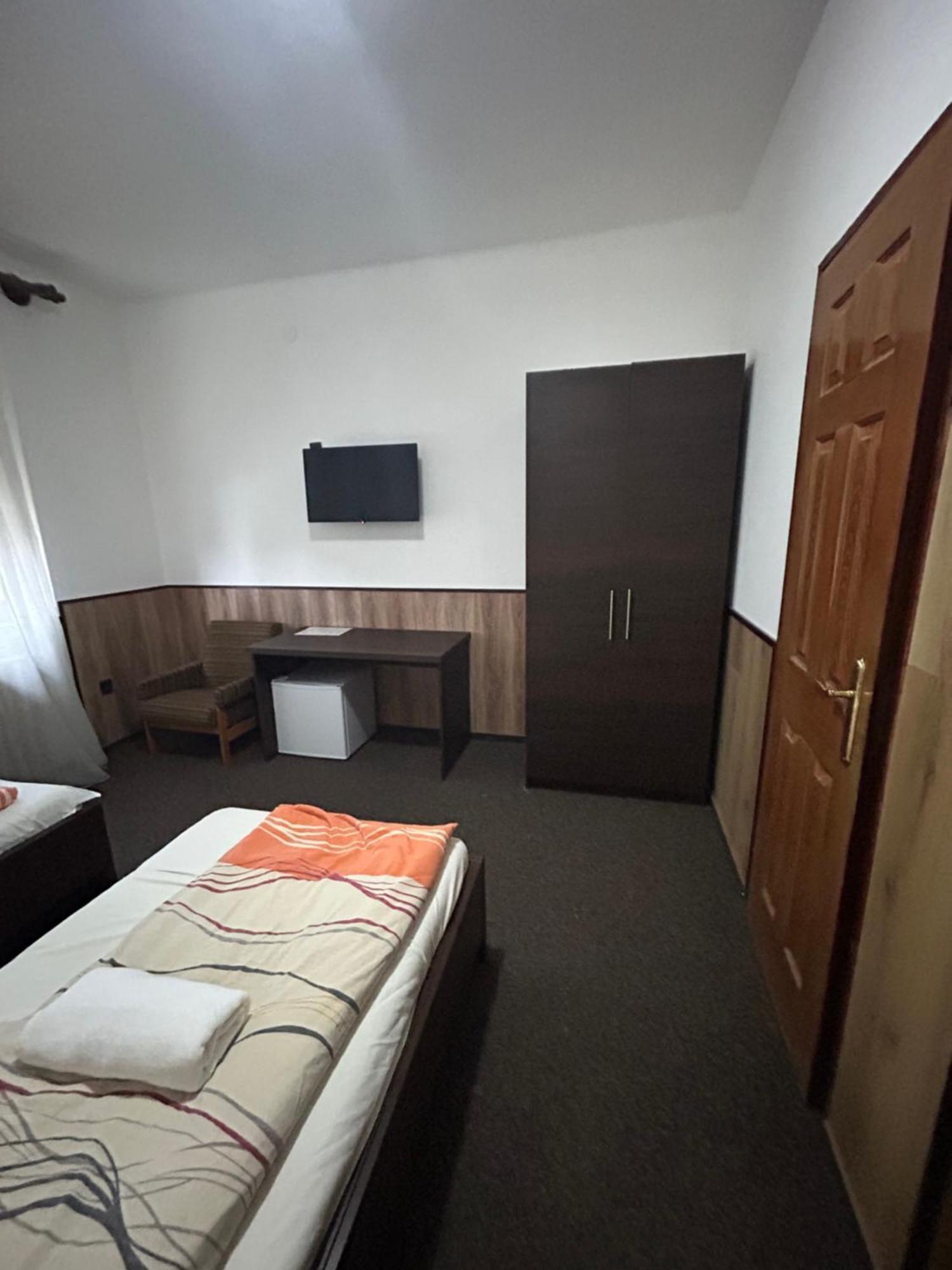 Rozsakert Panzio Hotel Nyíregyháza Eksteriør billede