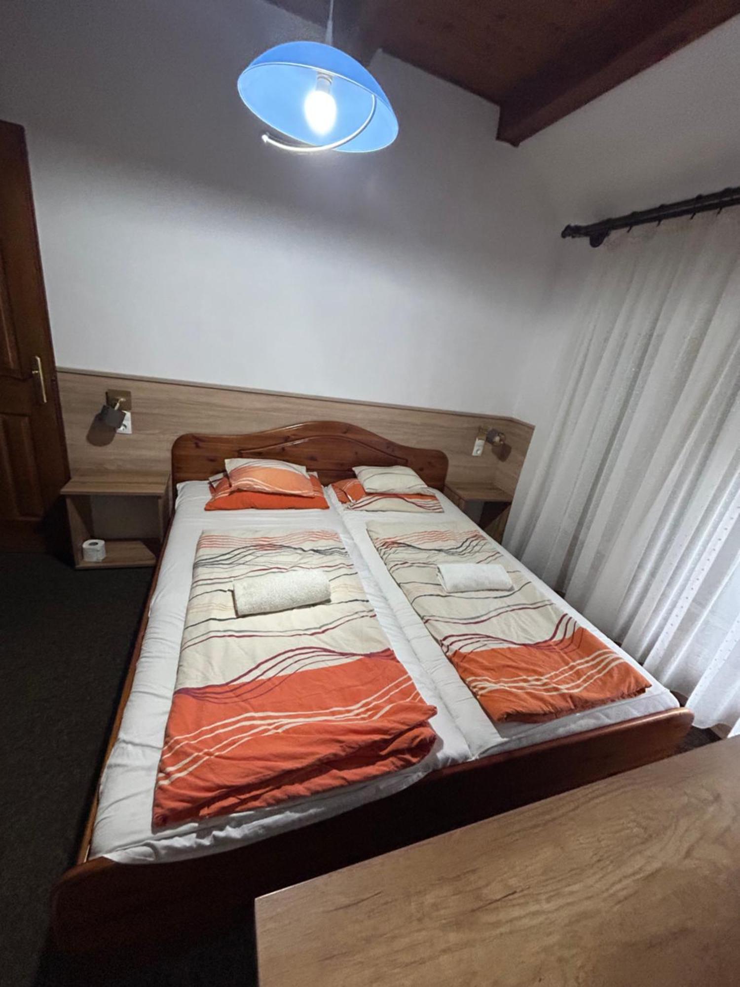 Rozsakert Panzio Hotel Nyíregyháza Eksteriør billede
