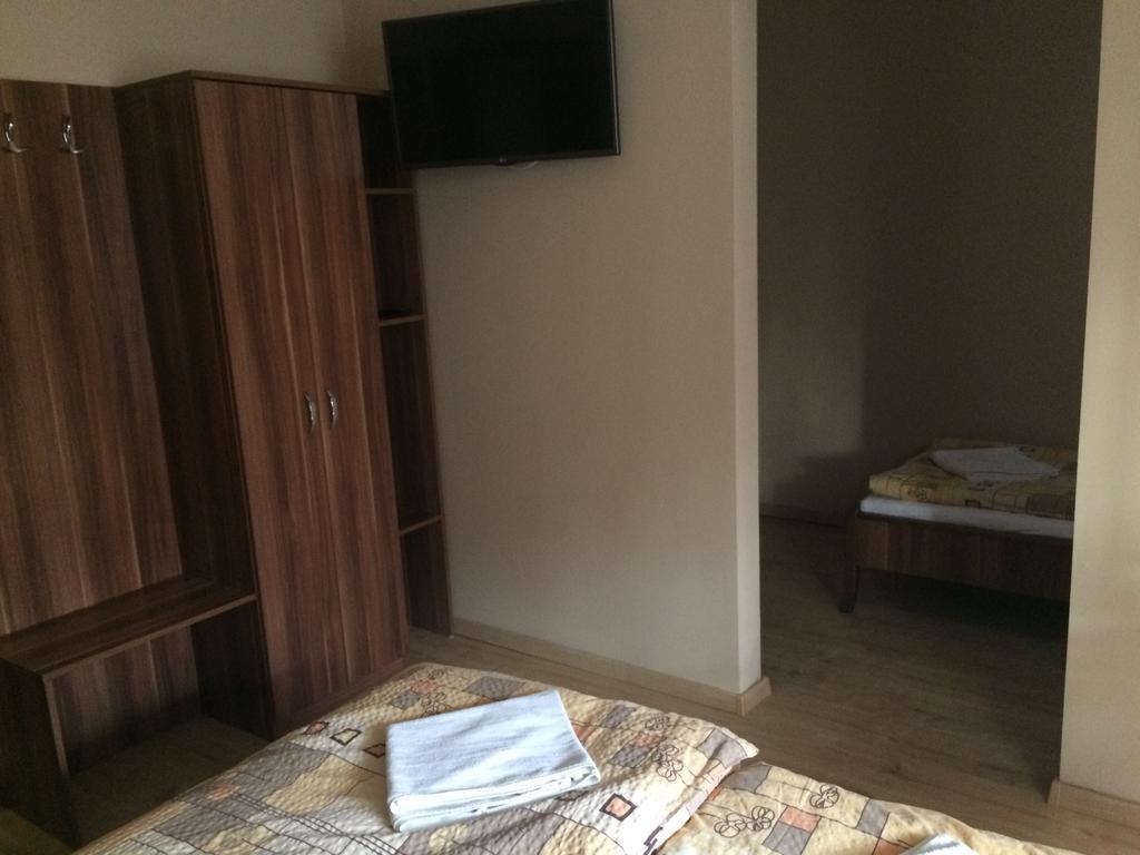 Rozsakert Panzio Hotel Nyíregyháza Eksteriør billede